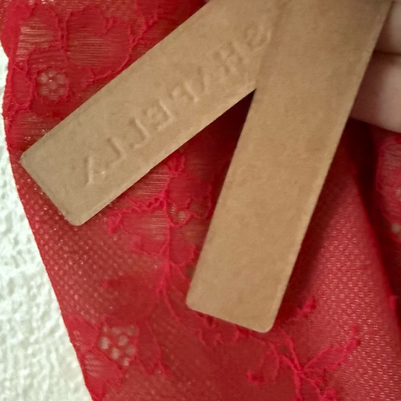 SHAPELLX Red Lace Bodysuit - Picture 6 of 7